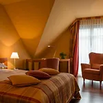 Zeller-hotel+restaurant 4*