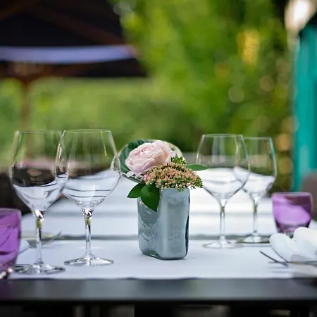 Zeller-hotel+restaurant Hotel