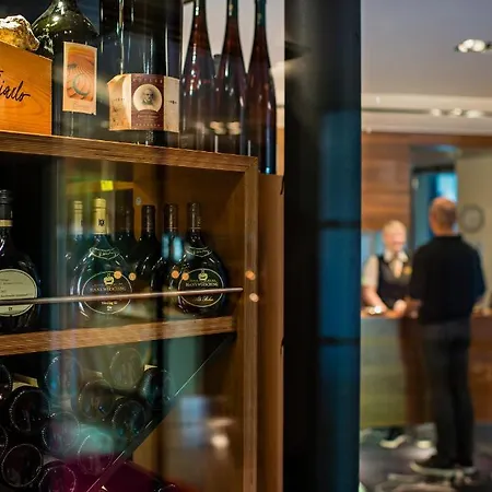 Zeller-hotel+restaurant 4* Kahl am Main