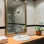 Отель Zeller-hotel+restaurant 4*