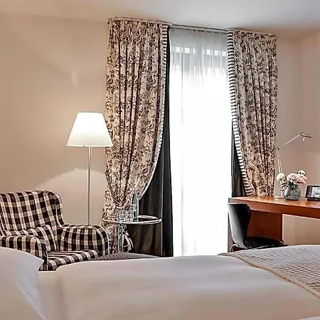 Zeller-hotel+restaurant 4*